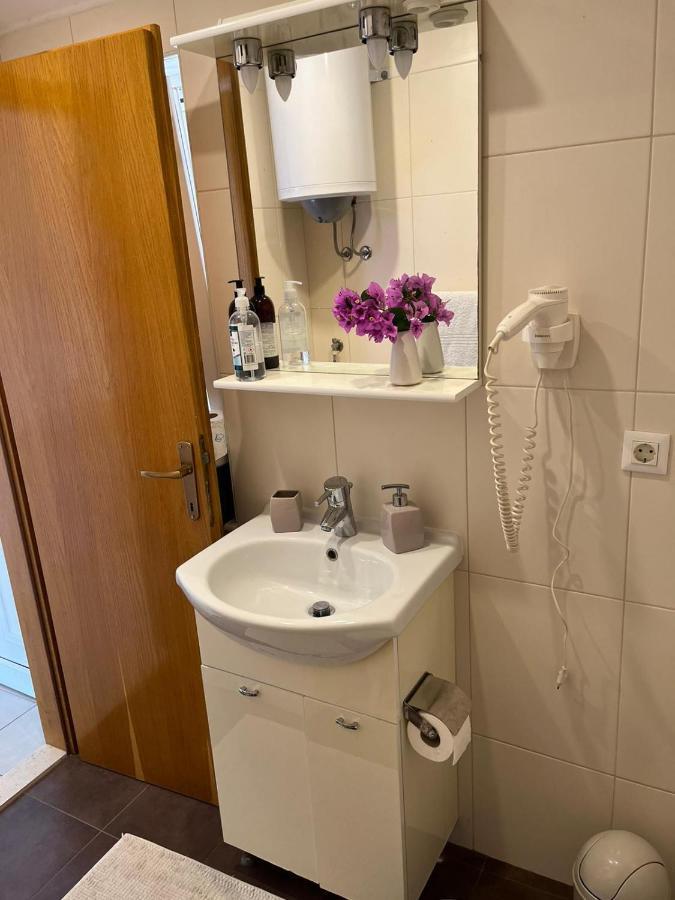 Studio Apartment Sol Mlini Ngoại thất bức ảnh